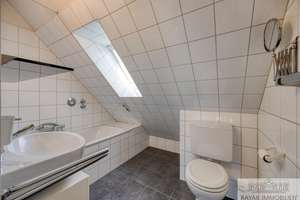 Helle Maisonette-Wohnung mit Kamin und Aufzug in Benrath – Die vollständige Adresse der Immobilie erhältst du vom Anbieter., 40597 Benrath, Düsseldorf – Vorschaubild 7
