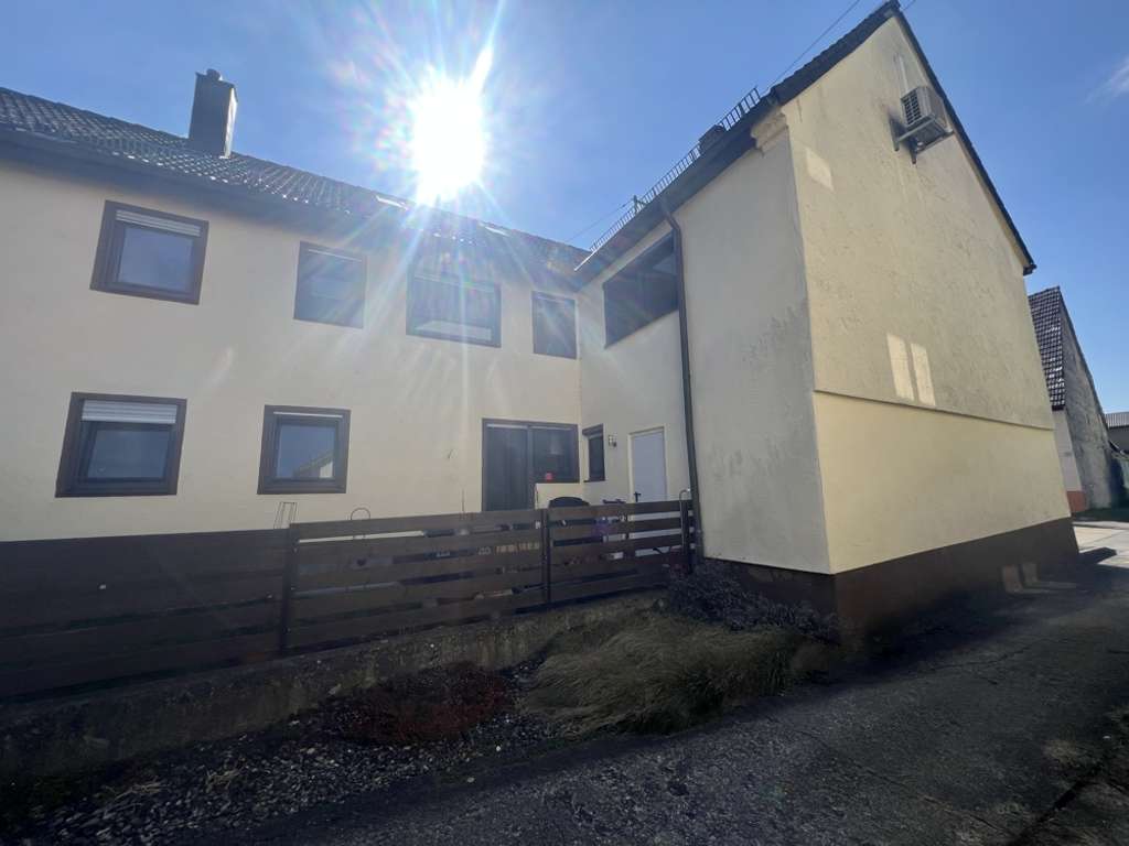 Immobilie in Steinheim am Albuch - Große 4 Zimmer Wohnung - Bild 0