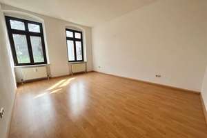 Aktuell in RENOVIERUNG -- Familien-Whg. mit 2 Bädern & Balkon !! – Barbarossastraße 23, 9112 Kaßberg, Chemnitz – Vorschaubild 5