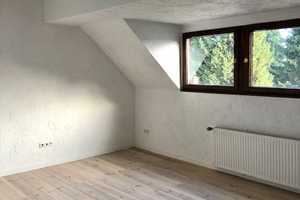 Schicke und komplett renovierte DG-Wohnung mit EBK in Stadtwaldnähe – Grotenburgstr. 147a, 47800 Krefeld – Vorschaubild 6