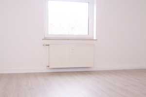 !!!TOP AM KÜCHWALD MIT BALKON ZUM FAIREN PREIS!!! – Dorotheenstraße 37, 9113 Chemnitz – Vorschaubild 2