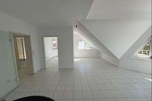 Klassische 3-Zimmer-DG-Wohnung mit Balkon und Spitzboden in guter Lage von Hagen-Boelerheide – Die vollständige Adresse der Immobilie erhältst du vom Anbieter., 58099 Boele, Hagen – Vorschaubild 4