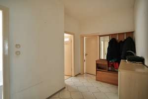 Ahlem: 2 Wohnungen mit separaten Grundbüchern, 2 Balkonen und Sanierungsbedarf – Die vollständige Adresse der Immobilie erhältst du vom Anbieter., 30453 Ahlem, Hannover – Vorschaubild 4