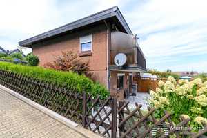Charmante Doppelhaushälfte
- Balkon - Terrasse - Garten - Stellplatz - – Ennepe-Ruhr-Kreis – Vorschaubild 24