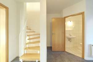 Ideal für die junge Familie - Renoviertes Reihenhaus mit Garage in Straelen! – Die vollständige Adresse der Immobilie erhältst du vom Anbieter., 47638 Straelen – Vorschaubild 3