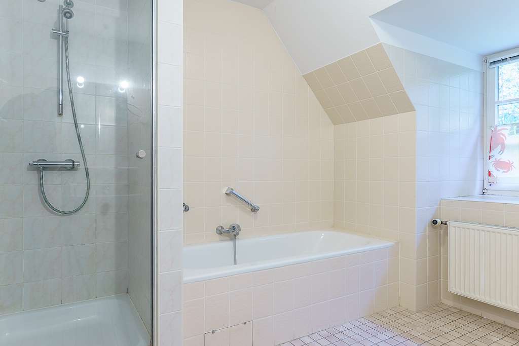 Immobilie in Steinbergkirche - Residenz unter dem Friesengiebel - wo Großzügigkeit auf Geborgenheit trifft. - Bild 1