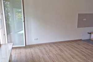 Gute Infrastruktur - tolle Wohnung – Klingenberger Straße 15, 1187 Plauen (Stadtteil), Dresden – Vorschaubild 10