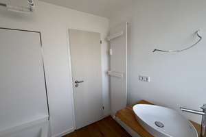 Zum Einzug bereit - attraktive 3-Zi.- Wohnung mit Dachterrasse in beliebter Wohnlage – 70567 Möhringen-Ost, Stuttgart – Vorschaubild 16