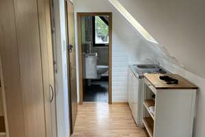 Vollständig renoviertes und möbliertes 1 Apartment mit Balkon zum Einzug ab 1.Oktober – Schlehdornweg 17, 50858 Junkersdorf, Köln – Vorschaubild 3