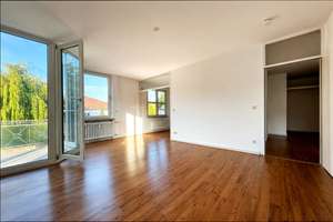 Einziehen & wohlfühlen: Bezugsfreie Etagenwohnung mit Balkon in der Pfarrsiedlung – Pfarrsiedlung 6, 12355 Rudow, Berlin – Vorschaubild 2