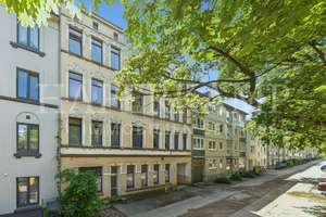 Attraktives Wohn- und Geschäftshaus mit 6 Wohnungen, Gewerbeeinheit und großem Entwicklungspotenzial – Die vollständige Adresse der Immobilie erhältst du vom Anbieter., 21073 Eißendorf, Hamburg – Vorschaubild 3