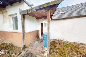 Viel Platz, viele Möglichkeiten – hier darf geträumt (und saniert) werden! – Die vollständige Adresse der Immobilie erhältst du vom Anbieter., 6386 Libbesdorf – Vorschaubild 4