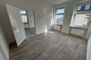 Ideal als Erste Wohnung! Helle 2-Zimmer-Wohnung sucht Sie! – Otto-Richter-Straße 30a, 39116 Sudenburg, Magdeburg – Vorschaubild 1