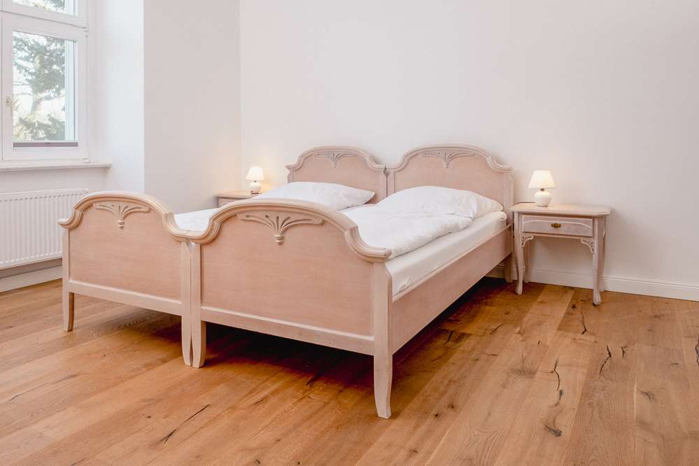 Immobilie in Groß Mohrdorf - 2-Zimmer "Schloss Wohnung" – Kapitalanlage mit emotionaler Rendite im Schloss Hohendorf - Bild 2