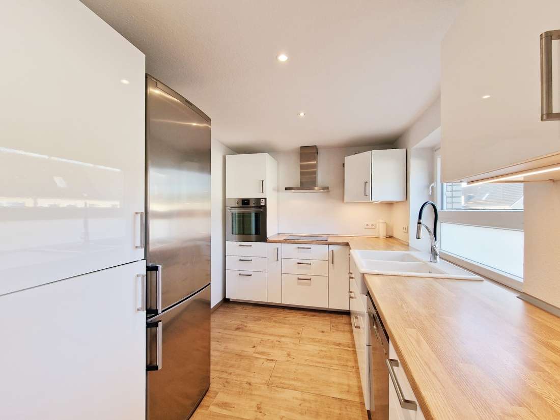 Immobilie in Wasbek - gepflegtes und modernisiertes Wohnhaus mit Garagen und einem schönem Grundstück - Bild 6