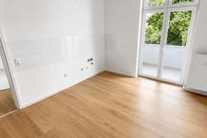 Altbauflair trifft Wohnkomfort - sanierte 2 Zimmer-Wohnung in Essen Frohnhausen mit Balkon – Zu den Karmelitern 9, 45145 Frohnhausen, Essen – Vorschaubild 1