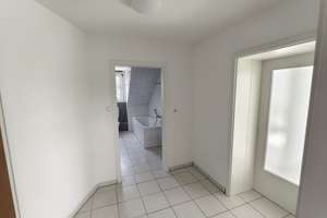 Ruhige 2 Zimmer Dg-Wohnung  mit Südbalkon Nähe Sterkrade-Mitte – Mathildestraße 4, 46149 Sterkrade-Mitte, Oberhausen – Vorschaubild 7
