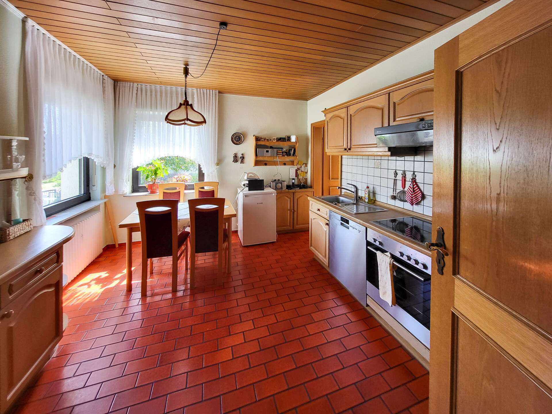 Immobilie in Montabaur - Viel Platz für die ganze Familie - Gepflegte Immobilie in direkter Nähe zu Montabaur! - Bild 10