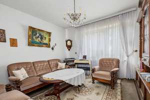 Gepflegtes 3-Fam.-Haus in verkehrsberuhigter Lage von Opladen mit bezugsfreier 4-Zimmer-EG-Wohnung! – Die vollständige Adresse der Immobilie erhältst du vom Anbieter., 51379 Opladen, Leverkusen – Vorschaubild 6