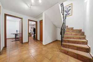 Großzügiges Einfamilienhaus in ruhiger Lichterfelder Lage mit Kamin, Garten, Garage und Vollkeller – Hasselfelder Weg 37, 12209 Lichterfelde, Berlin – Vorschaubild 14
