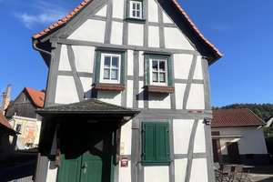 Kleines Fachwerkhaus in ruhiger Wohnlage - Ausbaupotenzial. – Die vollständige Adresse der Immobilie erhältst du vom Anbieter., 63695 Glauburg – Vorschaubild 2