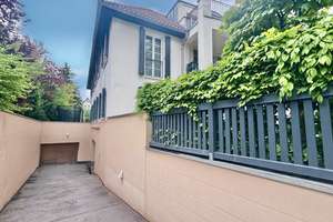 STILVOLL AUSGESTATTET- TERRASSE, GARTEN, BODENTIEFE FENSTER & PARKETT - TG-STELLPLATZ – Die vollständige Adresse der Immobilie erhältst du vom Anbieter., 14195 Dahlem, Berlin – Vorschaubild 27
