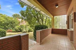 Liebhaber aufgepasst: Altbauwohnung mit Loggia, Gartenmitbenutzung und Doppelgarage ! – Die vollständige Adresse der Immobilie erhältst du vom Anbieter., 50996 Rodenkirchen (Ortsteil), Köln – Vorschaubild 9