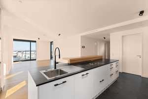 Towerlife - Henninger Turm - Ihre neue 3 Zimmer-Wohnung