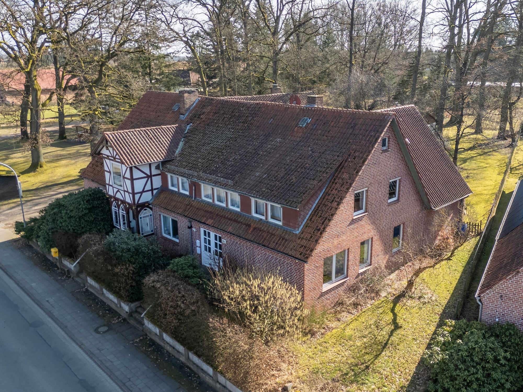 Historisches Anwesen mit vielseitigem Potenzial – Wohnen, Vermieten & Gewerbe!, Uelzen Kreis – Bild 4