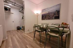Möbliertes, zentral gelegenes Studentenzimmer in 2er Mädels-WG zu vermieten – Hauptstrasse 103, 91054 Altstadt, Erlangen – Vorschaubild 5