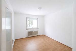 Helle 3-Zimmer-Wohnung in gewachsener Lage von Hamburg-Volksdorf - mit Balkon, Kamin und Stellplatz! – Die vollständige Adresse der Immobilie erhältst du vom Anbieter., 22359 Volksdorf, Hamburg – Vorschaubild 8