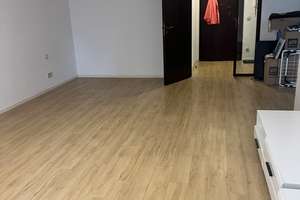 Charmante 1-Zimmer-Wohnung mit kleiner Einbauküche, Parkett und Balkon – Lange-Feld-Straße 11, 30559 Kirchrode, Hannover – Vorschaubild 9