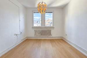 Ab sofort: schöne und lichtdurchflutete 3,5-Zimmer-Altbauwohnung in Bockenheim zu vermieten! – 60486 Bockenheim, Frankfurt am Main – Vorschaubild 4