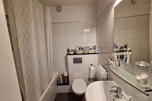 Düsseldorf-City: Gepflegtes Mehrfamilienhaus in ruhiger,  zentraler Lage – Die vollständige Adresse der Immobilie erhältst du vom Anbieter., 40211 Stadtmitte, Düsseldorf – Vorschaubild 15