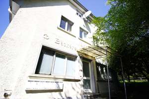Charmantes Einfamilienhaus mit viel Potenzial – Die vollständige Adresse der Immobilie erhältst du vom Anbieter., 79790 Küssaberg – Vorschaubild 4