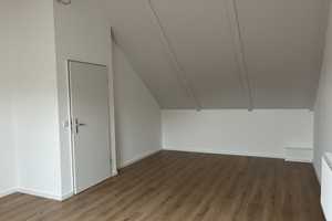 **Renoviertes,  großzügiges Reihenmittelhaus in Leverkusen Kursiefen** – Kursiefer Weg 12, 51375 Leverkusen – Vorschaubild 19
