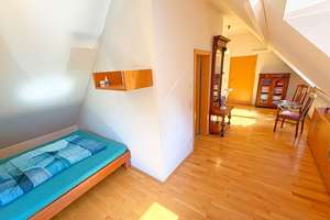 Besonderes 3-Parteien-Haus: Große Wohnung mit Garten + 2 flexible Einheiten, nahe Stadtamhof  Regen – Die vollständige Adresse der Immobilie erhältst du vom Anbieter., 93059 Steinweg-Pfaffenstein, Regensburg – Vorschaubild 14