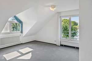 Exklusives Wohnen und Arbeiten in Toplage mit unverbaubarem Blick ins Grüne! – Biberach (Kreis) – Vorschaubild 9
