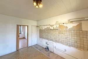 Lübeck St. Lorenz Nord - 3-Zimmer Stadthaus mit kleinem Garten und Nebengebäude - Sanierungsobjekt – Die vollständige Adresse der Immobilie erhältst du vom Anbieter., 23554 Sankt Lorenz Nord, Lübeck – Vorschaubild 5