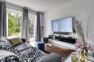 Modernes und flexibles Zweifamilienhaus - große Liegenschaft; ideal für Selbständige & Freiberufler – Limburg-Weilburg (Kreis) – Vorschaubild 11