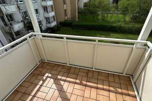 Gemütliche 2-Zimmer mit Balkon und Wannenbad in ruhiger Lage