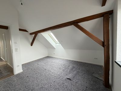 Hochwertig sanierte Traumwohnung im historischen Gutshof