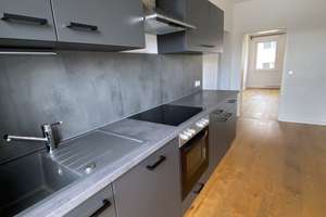 Helle kernsanierte 2Zi Altbau Wohnung top Ausstattung/Küche/Balkon/Parkett/Bad neu/elektr. Rolläden – Heynestrasse 23, 90443 Steinbühl, Nürnberg – Vorschaubild 5