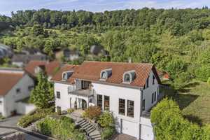 Gehobene Villa mit schön angelegtem Garten und Naturpool, PV und Doppelgarage – Heilbronn (Kreis) – Vorschaubild 14