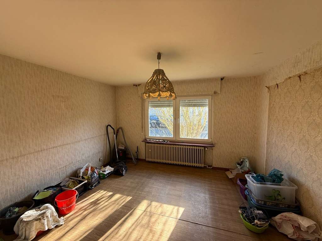 Immobilie in Andernach - Von RTI: Großzügiges Einfamilienhaus mit Garten, Balkon und Potenzial in Andernach-Kell! - Bild 2