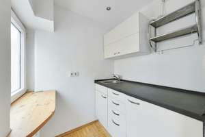 Ansprechende gepflegte 2 Zimmerwohnung in Altstadt Nord Lage Nähe Mediapark mit Balkon und Aufzug – Die vollständige Adresse der Immobilie erhältst du vom Anbieter., 50670 Altstadt/Nord, Köln – Vorschaubild 7