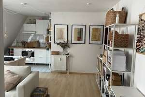 Charmante 2-Zimmer-Wohnung mit Balkon & Tiefgaragenstellplatz