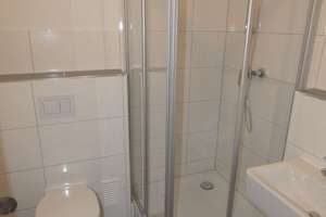 *** Altbauflair in Schlossparknähe! Sanierte DG-Wohnung mit Duschbad! *** – Fürstäbtissinstr. 51, 45355 Borbeck-Mitte, Essen – Vorschaubild 9