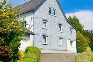 Doppelhaushälfte zentrumsnah in Kreuztal – Siegen-Wittgenstein (Kreis) – Vorschaubild 1