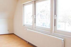 HOMESK - Großzügiges Einfamilienhaus auf 733 m² Grundstück mit Garten, Garage und Ausbaupotenzial – Trimbacher Straße 11, 12349 Buckow, Berlin – Vorschaubild 7